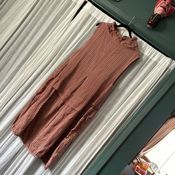 XL Lagenlook dress from a boutique in Seoul Korea. Dusty pink/tan w pinstripes - Picture 15 of 16